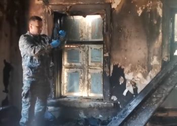 Появилось видео с места пожара, унесшего жизни двоих детей в Благовещенске