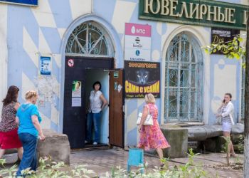 Продавцы ограбленного в Серышеве магазина: «Нас тут всех чуть не перестреляли»