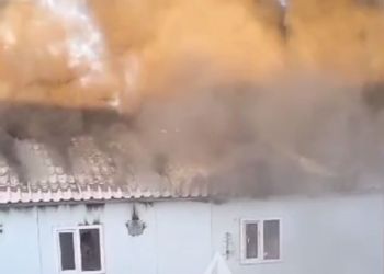 Пожар в вахтовом городке тушили в Амурской области