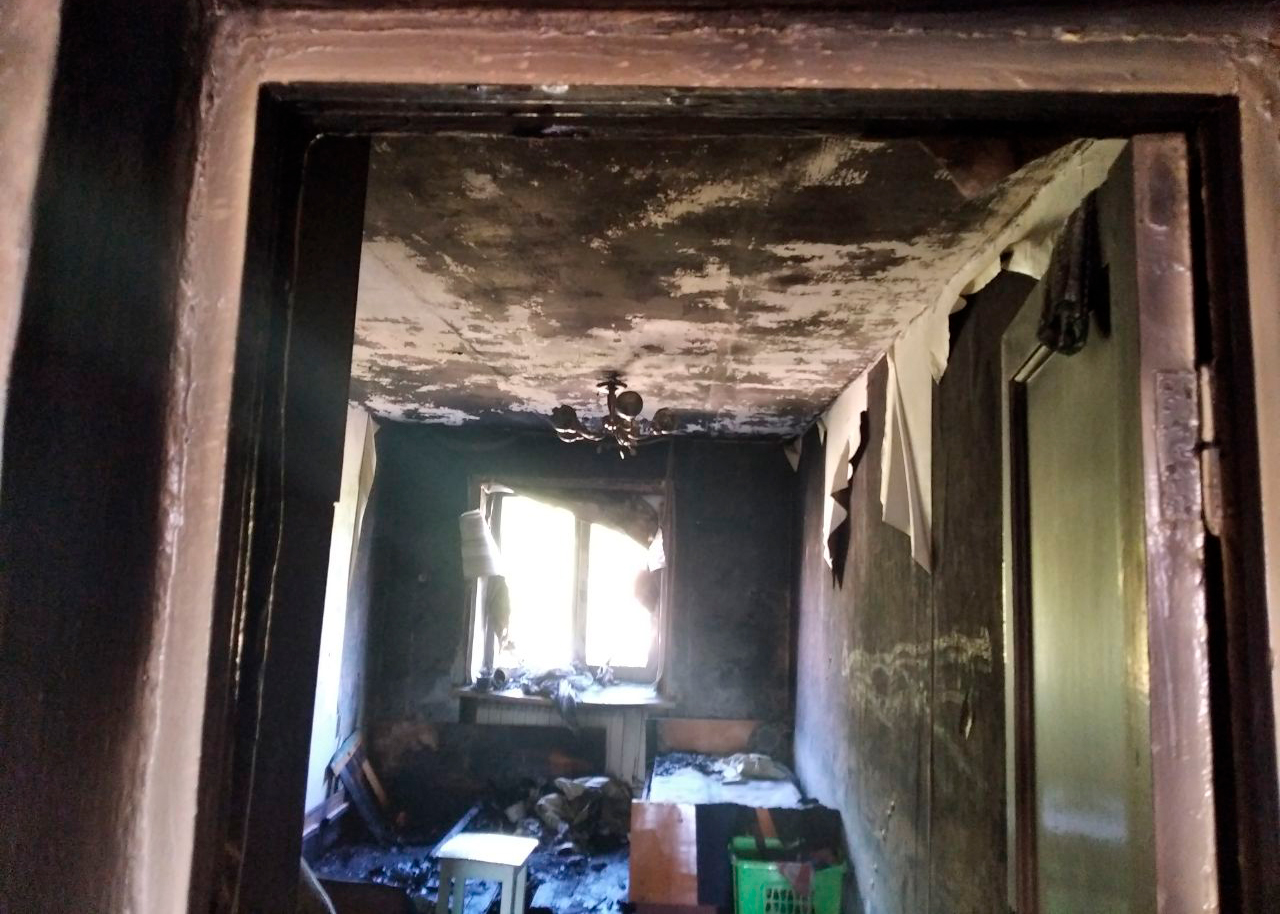 20 человек эвакуировали в Магдагачах из-за пожара 