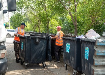 В Приамурье начнут избавляться от мусорных контейнеров вдоль дорог