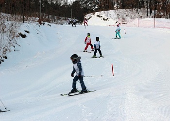 Из-за аномальных морозов временно закрылся горнолыжный центр в Белогорье