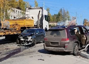 В Тынде водитель легковушки пострадал в столкновении с «Лексусом»