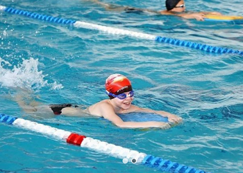 Амурских школьников научат плавать