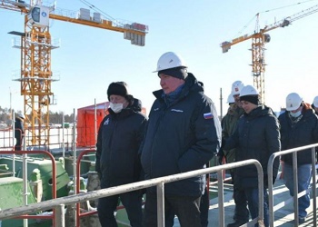 Дмитрий Рогозин и Василий Орлов проверили ход строительства объектов Восточного