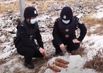 В уезде Суньу на границе с Амурской областью нашли три неразорвавшихся снаряда