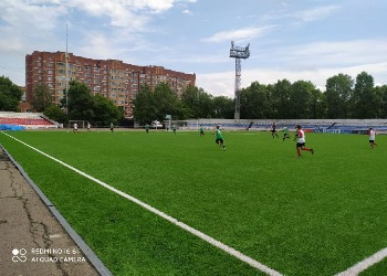 Благовещенские футболисты обыграли уссурийский «Локомотив»