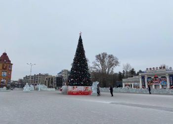 Снежный город в Белогорске будет стоять до Масленицы
