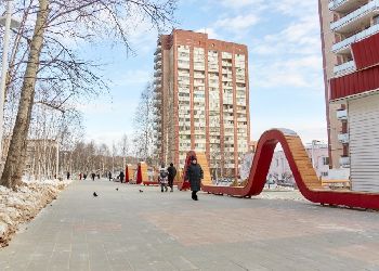 Ремонт фасадов домов в Тынде синхронизируют с работами на улице Красная Пресня