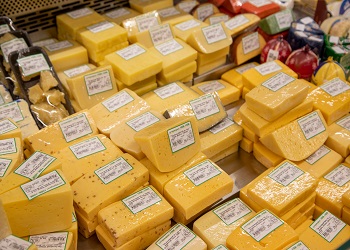 В марте в Приамурье выросла цена на сыр, но подешевели яйца и Интернет