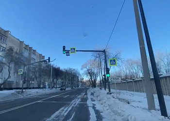 На улице Ленина в Благовещенске заработал новый светофор