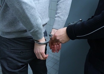 На станции в Приамурье задержали мужчину с наркопапиросами