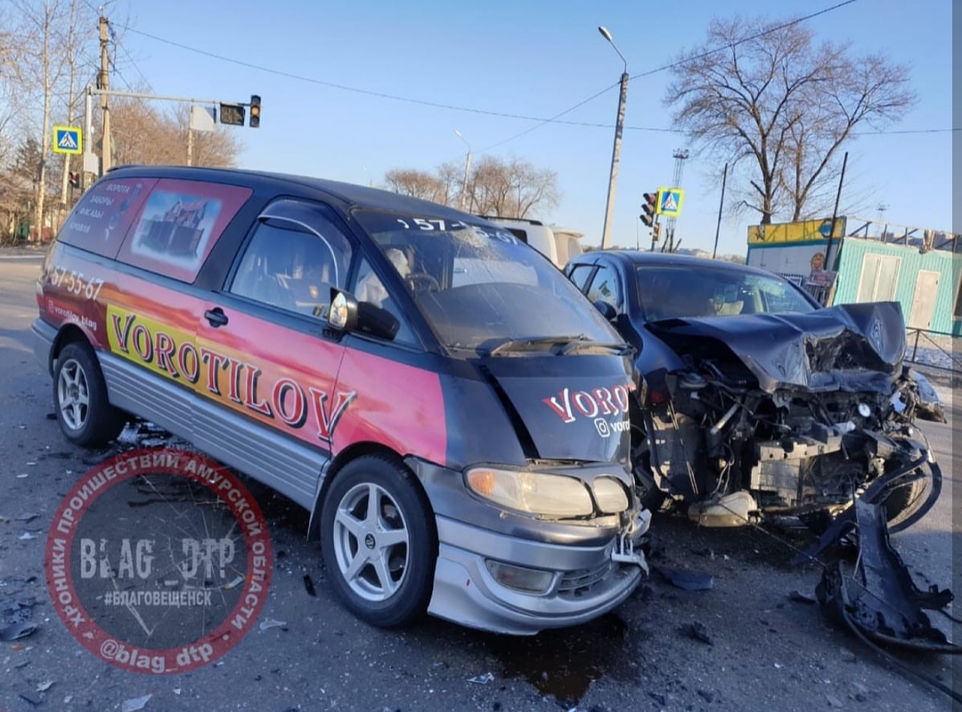 Жесткая авария с буксируемым автомобилем произошла в Благовещенске