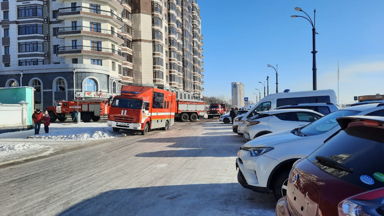 В благовещенском доме на набережной произошел пожар