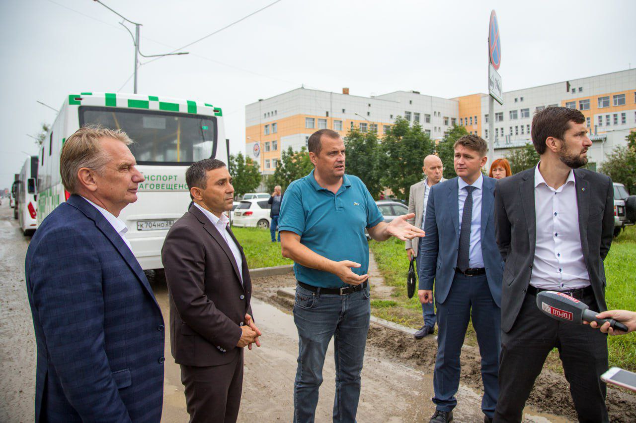 Олег Имамеев обсудил транспортную реформу с перевозчиками | 02.09.2023 |  Благовещенск - БезФормата