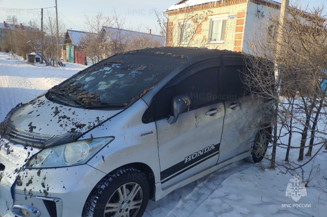 В Благовещенске из-за пожара в гараже едва не сгорел дом | 06.01.2024 |  Благовещенск - БезФормата