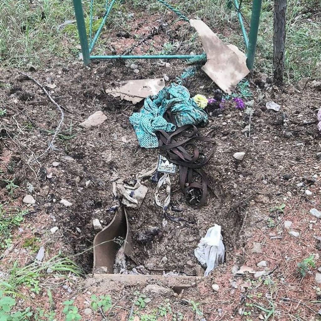 Кладбище в Новочеркасске раскопанные могилы