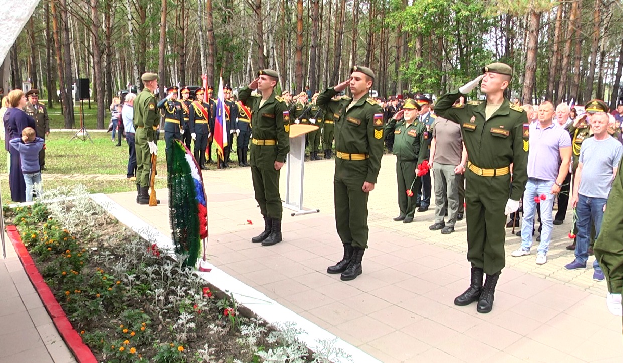 Аллея славы танки гк. День танкиста Моховая Падь 2021. Военная часть в Моховой Пади. Центр Авангард Моховая Падь плац. Центр Авангард Моховая Падь плац 4 мая.