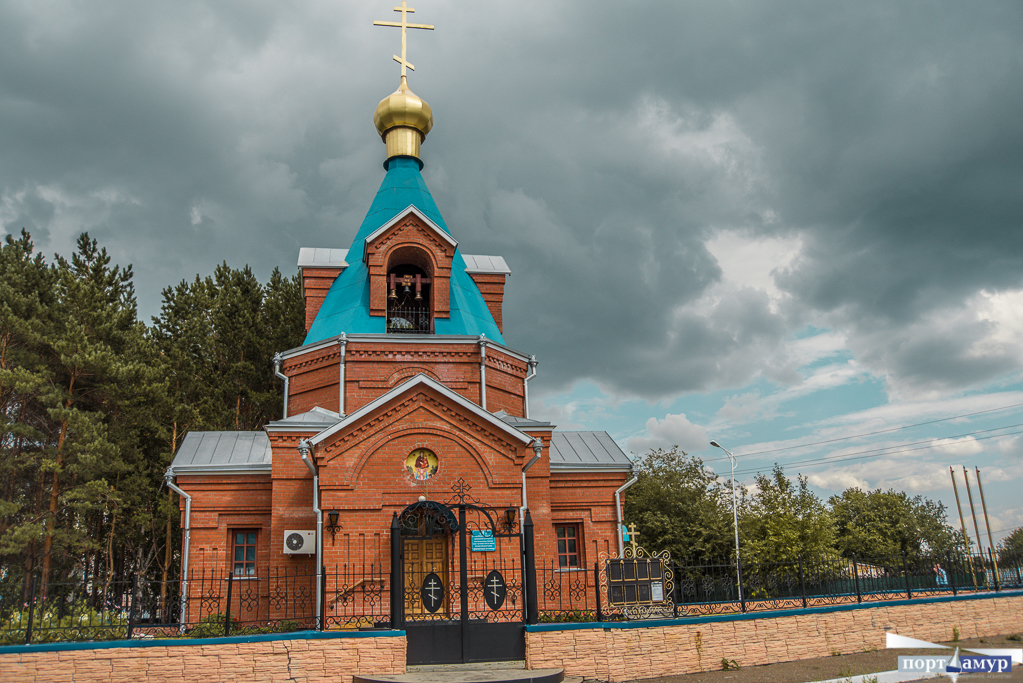 Погода белогорье амурская область. Храм в Белогорье Амурская область. Амурская область Благовещенский район село Белогорье. Церковь Троицы Живоначальной Белогорск Амурская область. Игнатьево Церковь Благовещенск.