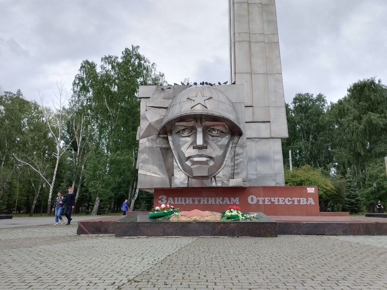 Команда благовещенского «Автобуса Победы» провела экскурсию для жителей  Челябинска