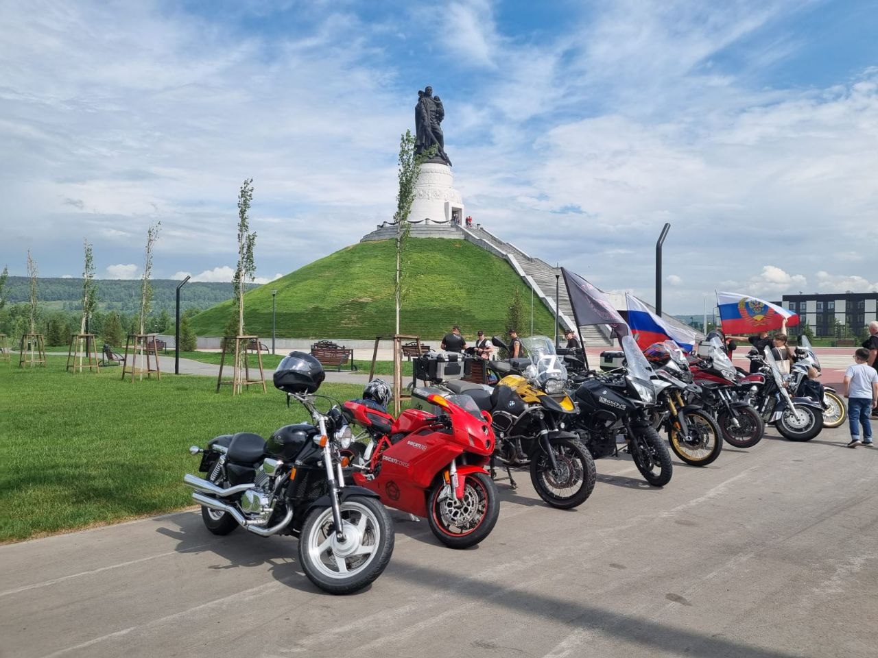 Благовещенский «Автобус Победы» добрался до Новосибирска