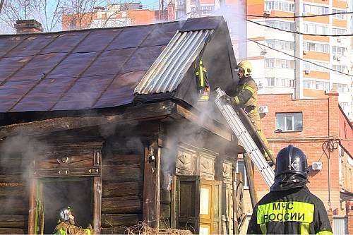 В Благовещенске в пожаре на Шимановского погибло трое человек