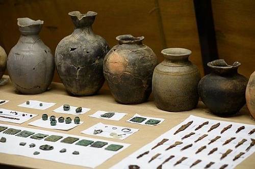 Уникальные находки обнаружили амурские археологи на древнем кладбище в ЕАО