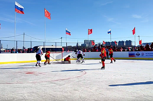 Амурчане обыграли хоккеистов из КНР на фестивале зимних видов спорта 
