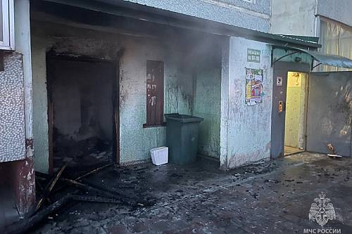 В Благовещенске пожарные потушили возгорание в доме на Студенческой