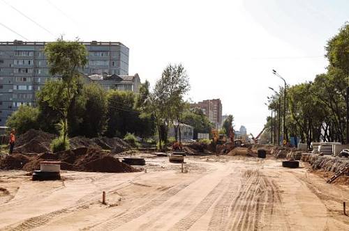 Василий Орлов оценил реконструкцию Горького возле нового зейского моста в Благовещенске