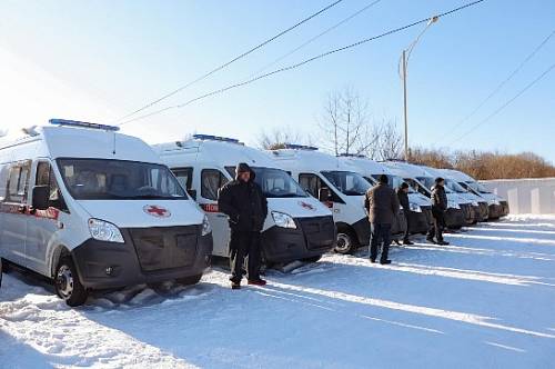 Районы Приамурья получили 14 новых машин скорой помощи