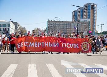 Алексеевский полк там стоит до конца