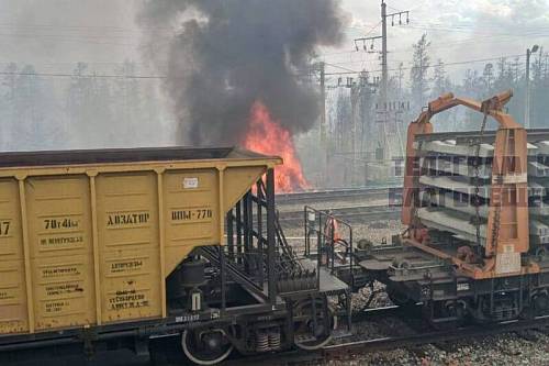 Соцсети: в Тындинском районе — пожар у железной дороги