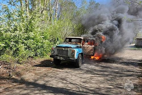 В Приамурье устанавливают причину возгорания грузовика в Белогорске