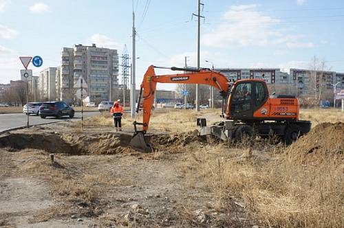 В Благовещенске на Калининском кольце обустроят правоповоротные полосы