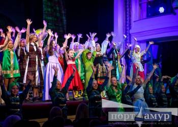 В Благовещенске открылся театральный фестиваль «Территория детства»