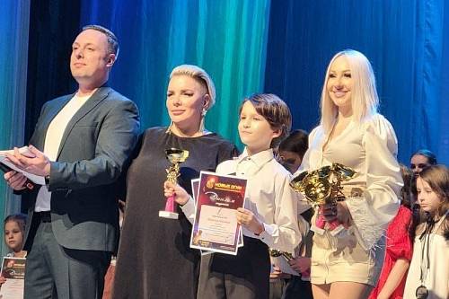 Юные вокалисты Приамурья стали лауреатами престижных вокальных конкурсов