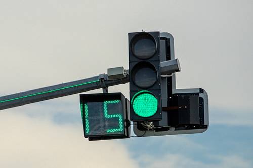 В Благовещенске на пяти перекрестках временно не работают светофоры