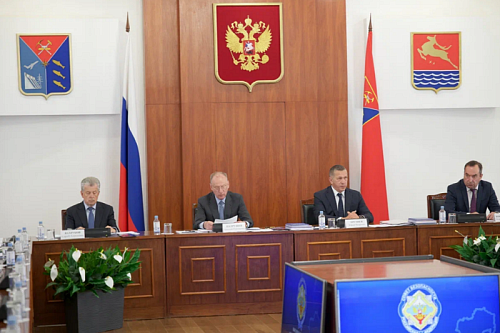 Юрий Трутнев и Николай Патрушев провели совещание по вопросам национальной безопасности в ДФО