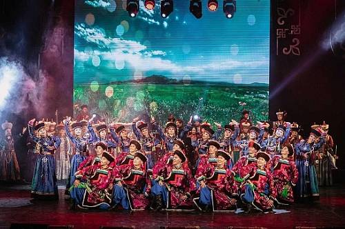 Бурятский театр песни и танца «Байкал» выступит в Приамурье
