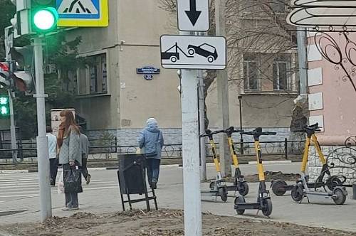 В Благовещенске продлили запрет на движение электросамокатов в центре города