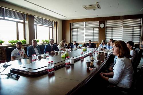 Амурская делегация встретилась с представителями Русского клуба в Харбине