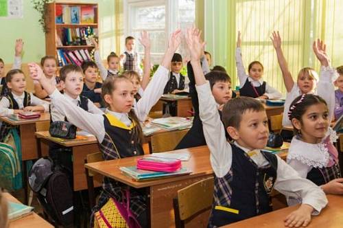 Новую выплату введут в российских школах с 1 сентября