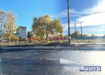 Нижний слой асфальта укладывают на участке Игнатьевского шоссе в Благовещенске