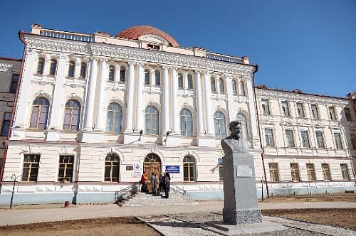 В Благовещенске продолжат восстанавливать исторический облик Алексеевской гимназии
